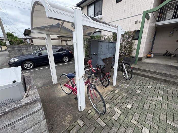 駐輪場 ヴェルディ千早