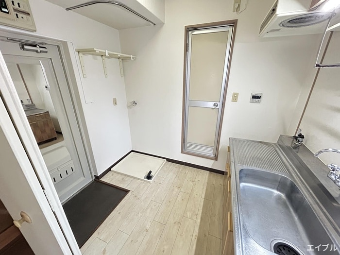 廊下 野間パレス