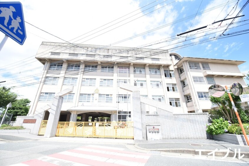 野間中学校(中学校/中等教育学校)まで450m 野間パレス