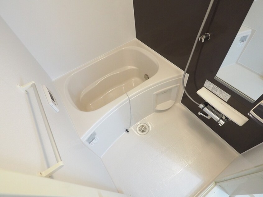 バス／シャワールーム等 ウエスト ヒルズⅢ