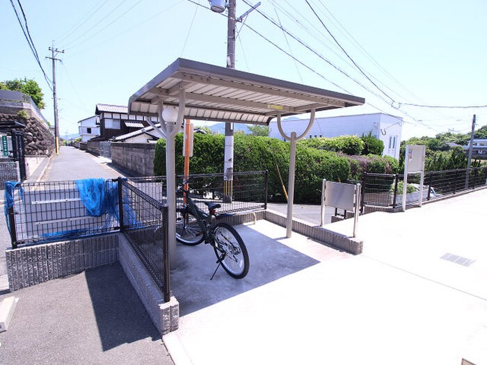 駐輪場 ウエスト ヒルズⅢ