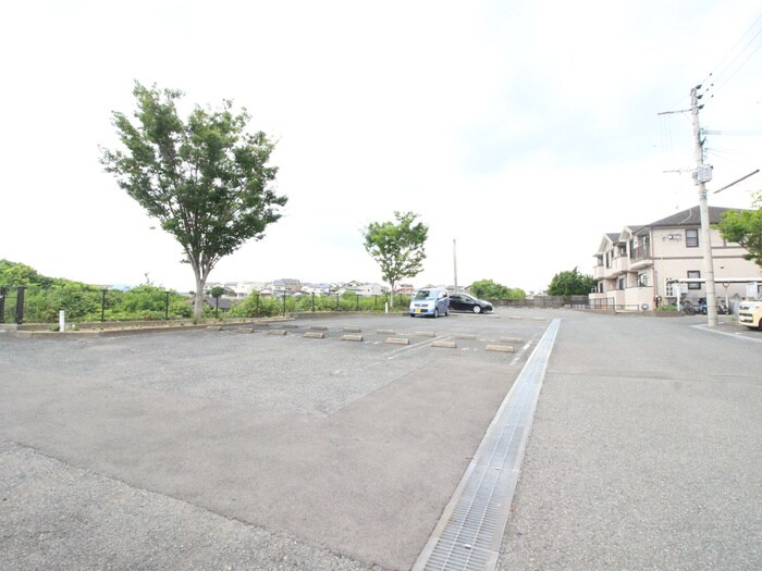 駐車場 スリーワンスリーヒルズ Ａ棟