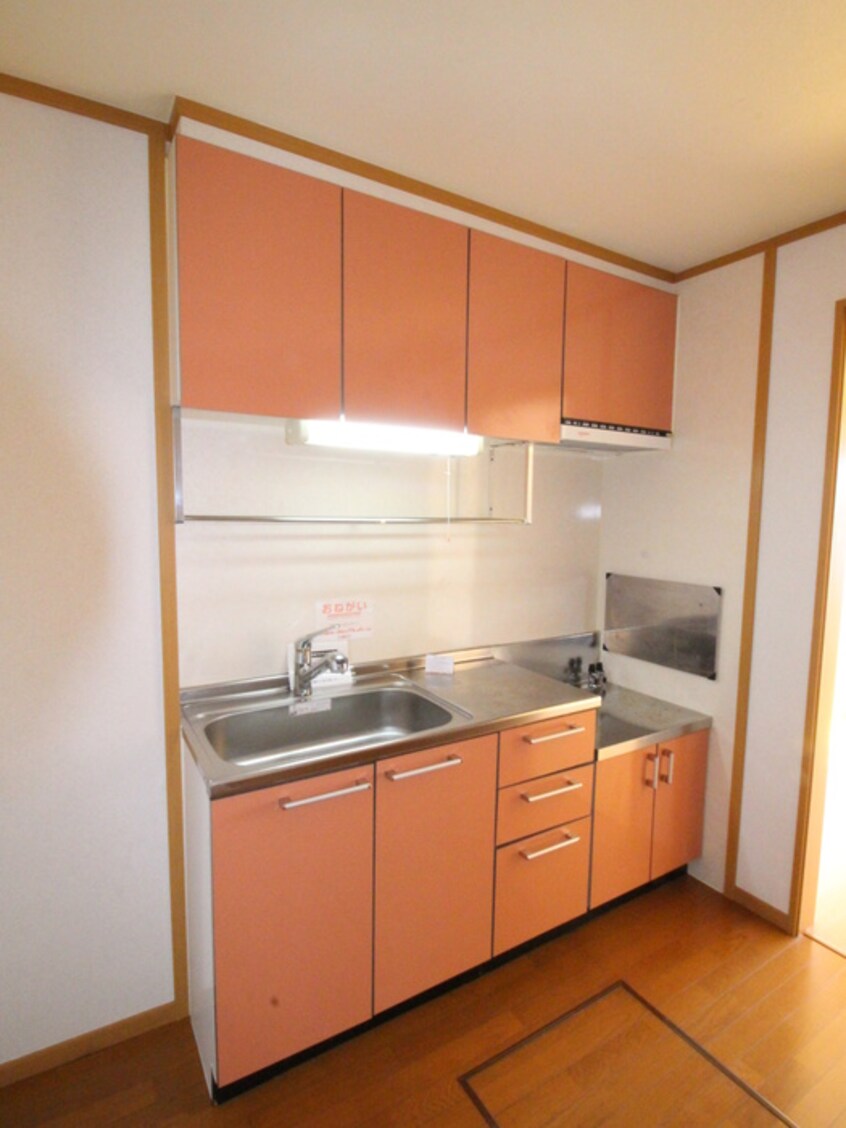 キッチン スリーワンスリーヒルズ Ａ棟