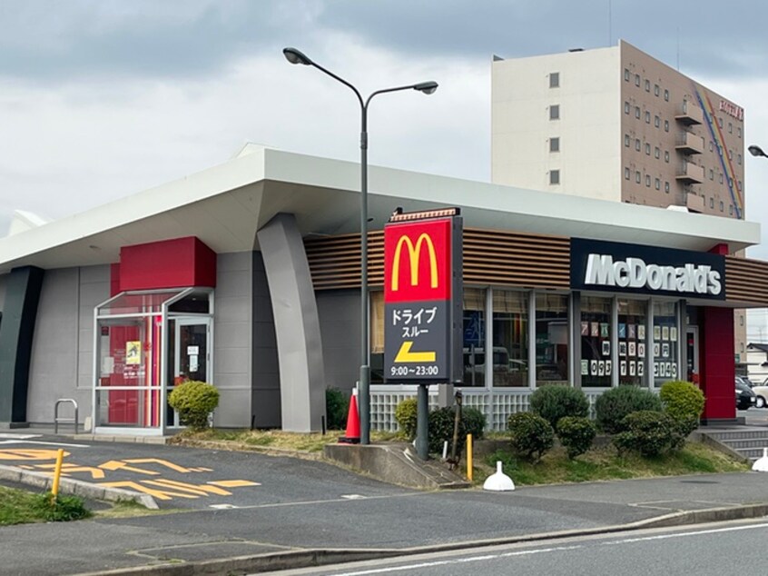 マクドナルド二島リバーウォーク店(ファストフード)まで529m ギャラン二島