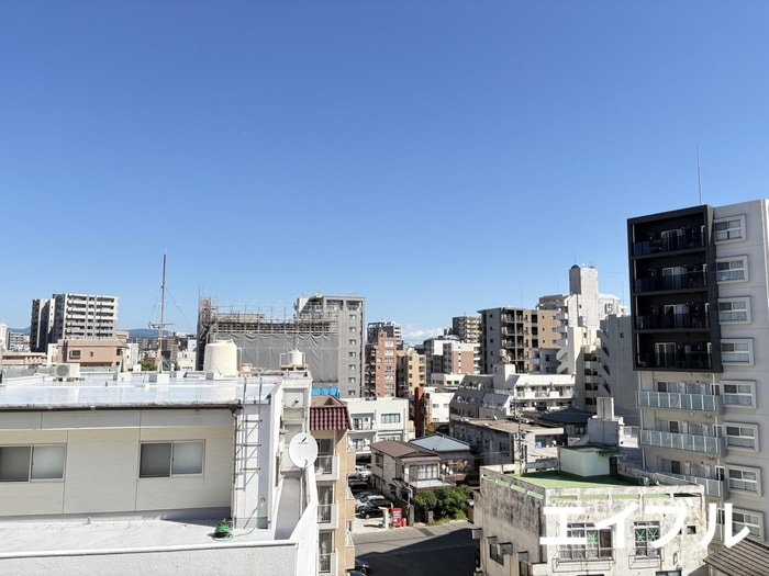 室内からの展望 mojoca BUILDING