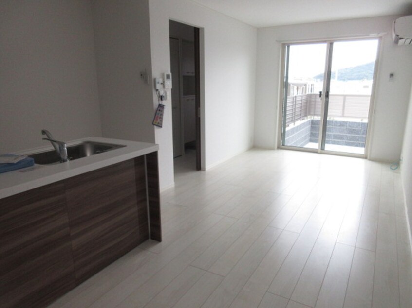 居室 アンソレイエ