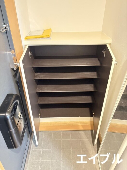 靴箱 ポルコロッソ