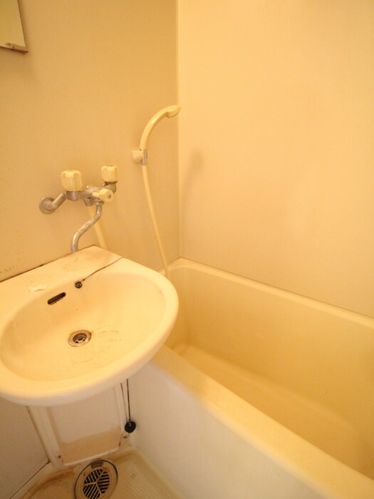 バス／シャワールーム等 シャトレ東合川