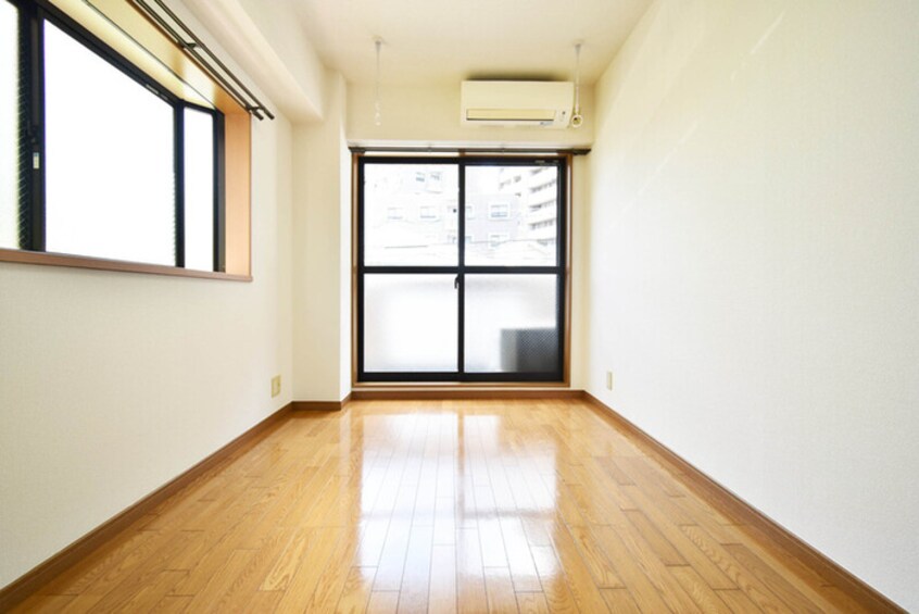 居室 インペリアル赤坂