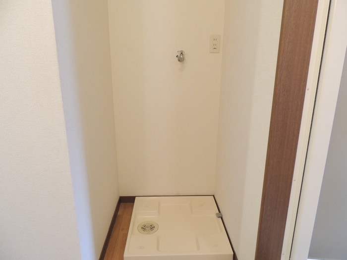 洗濯機置場 ル－ブルⅠ