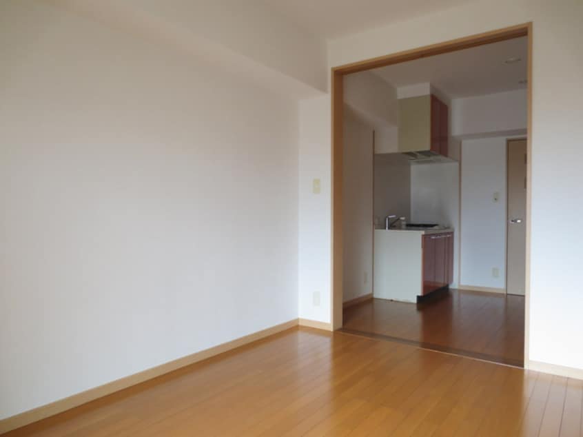 居室 レジディア博多