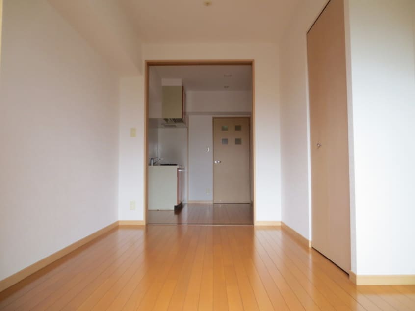 居室 レジディア博多