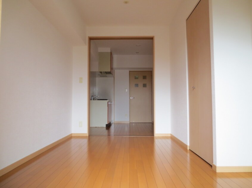 居室 レジディア博多