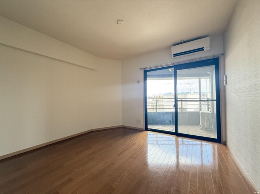 居室 レジディア博多