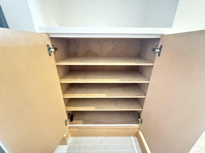 靴箱 レジディア博多