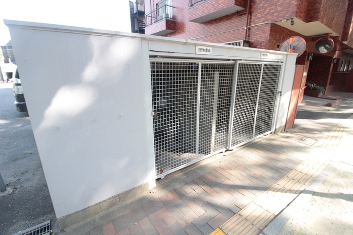 建物設備 シュライン参道