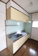 キッチン シュライン参道