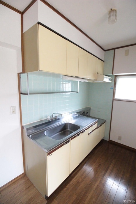 キッチン シュライン参道