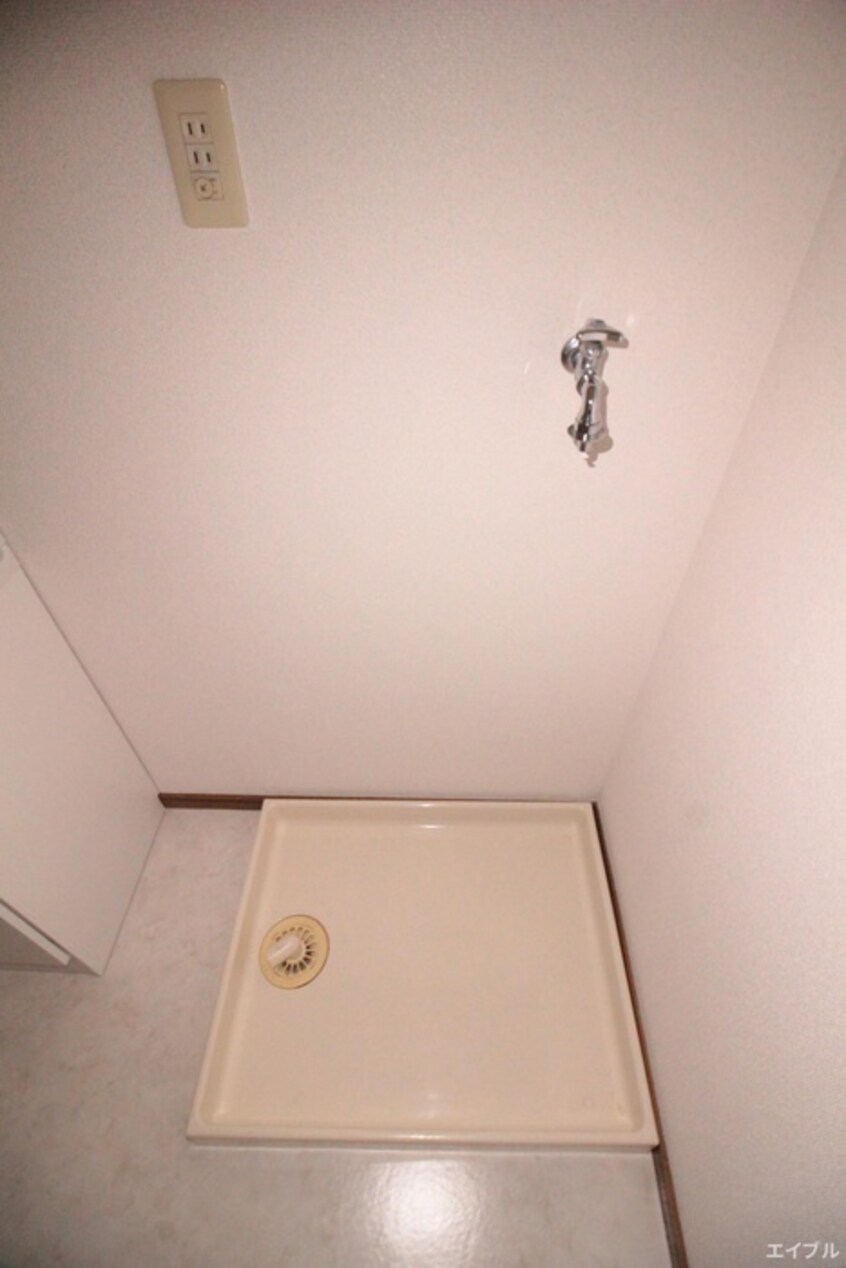 洗濯機置場 シュライン参道