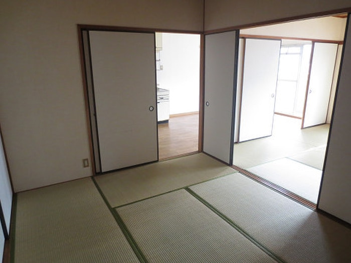 居室 エクレール大里