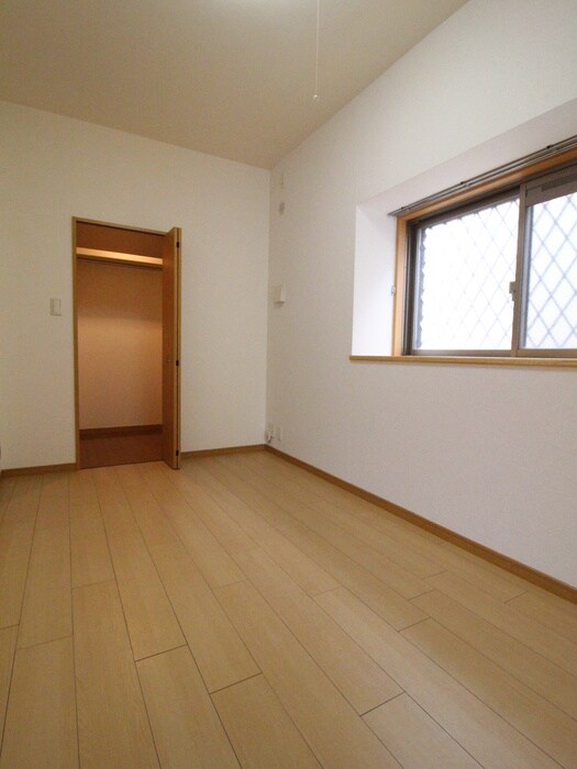 居室 フィオ－レ