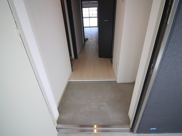 玄関 レガリア吉塚