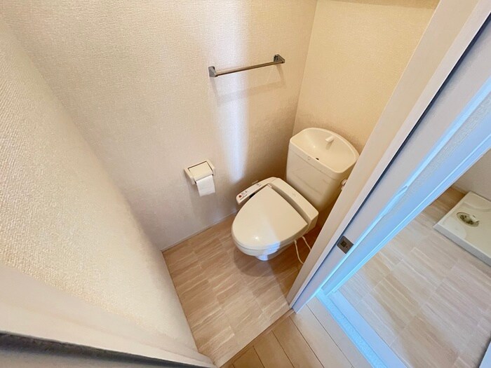 トイレ エデンナⅡ