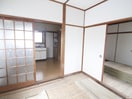 居室 丸義荘