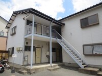 ハイツシャレード