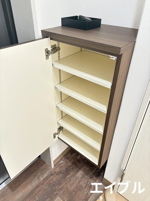 靴箱 ソレイル鴨池