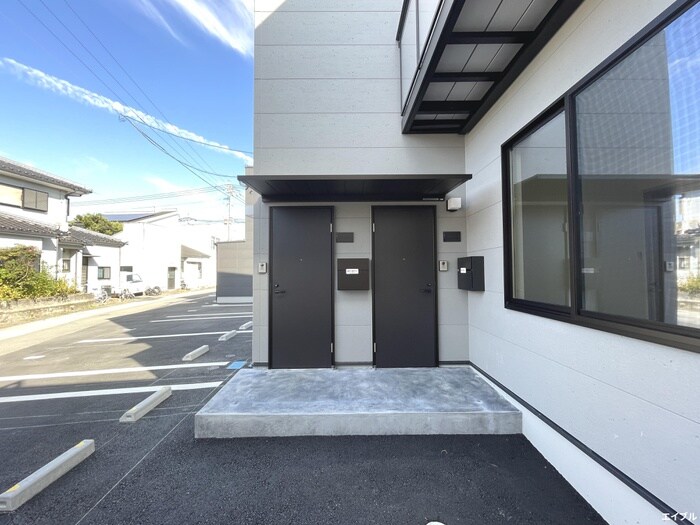 エントランス部分 シャインラッシュⅠ