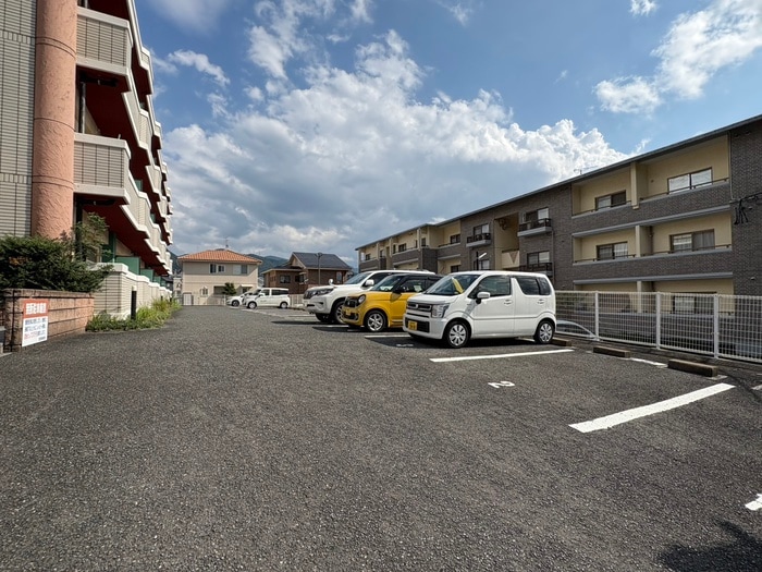 駐車場 ブランメゾン企救丘