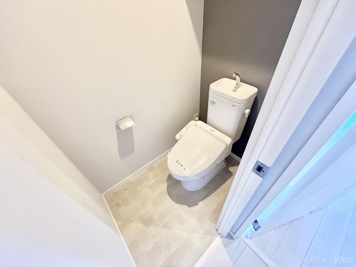 トイレ ＬＥＧＥＮＤ１１１