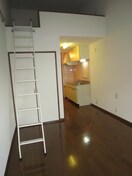 居室 ベルハイツ