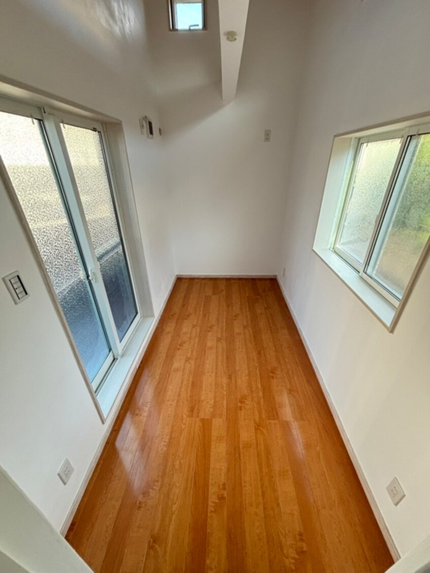 内観写真 コムタウンハウス　west