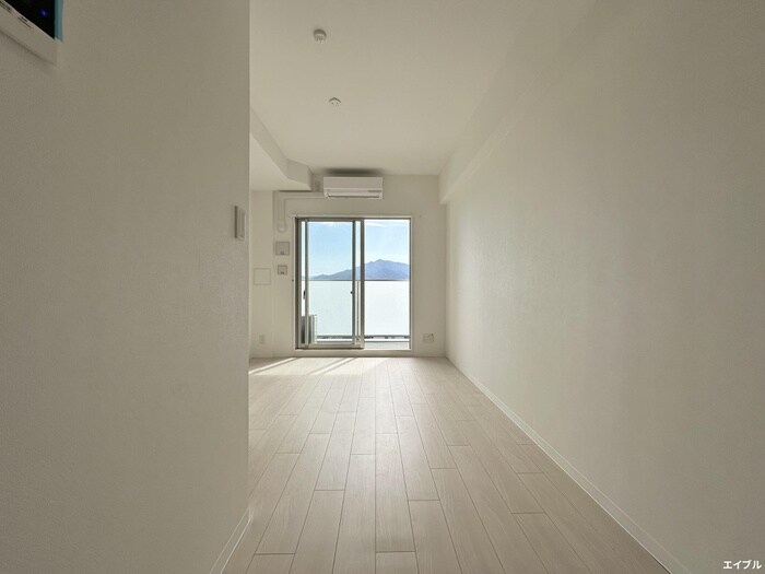 居室 MELDIA Clarest 西新南