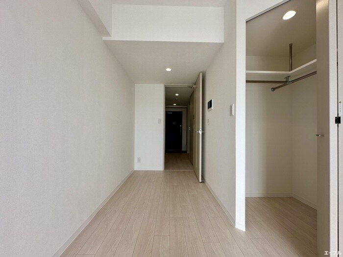 居室 MELDIA Clarest 西新南