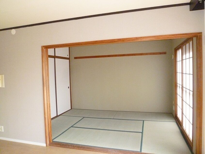 居室 ﾗｲｵﾝｽﾞﾏﾝｼｮﾝ城野駅前（601）