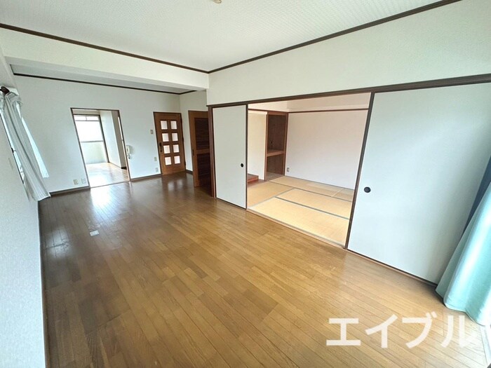 居室 グランドハイツ東大谷（203）