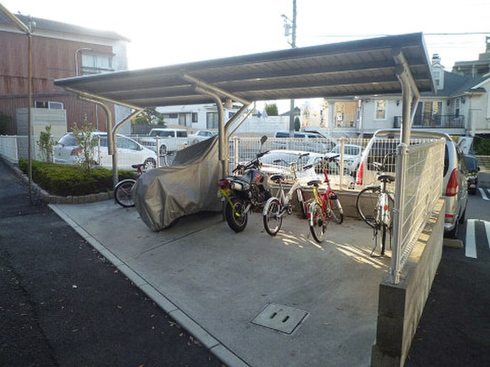 駐輪場 オ－ブアビタシオン