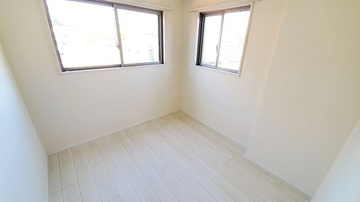 内観写真 到津エイトフラッグ