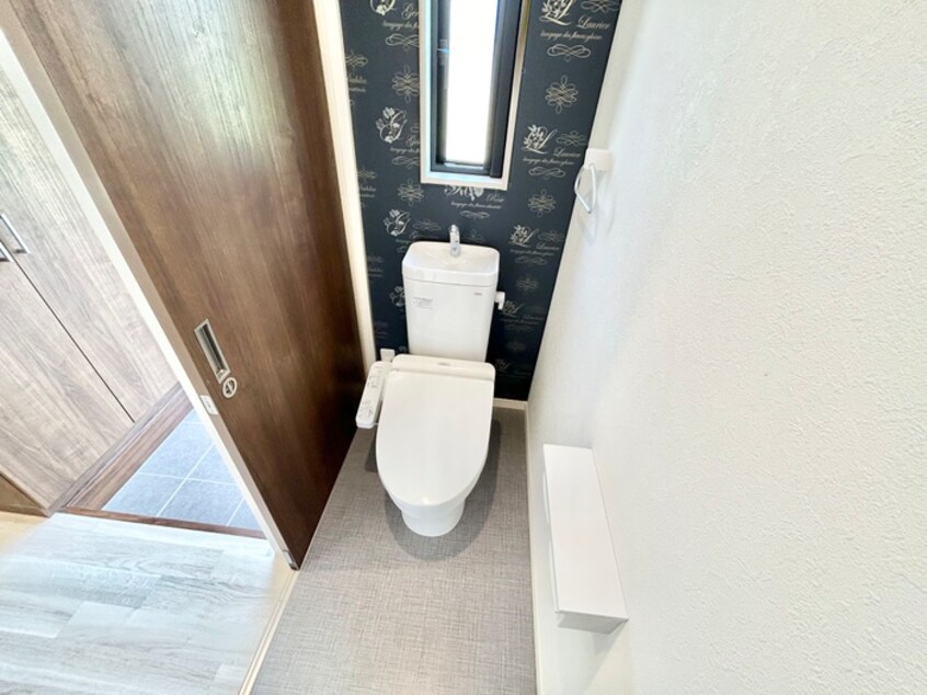 トイレ サヤンテラスＢ