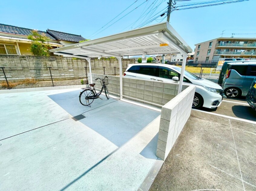 駐輪場 バランタインⅡ