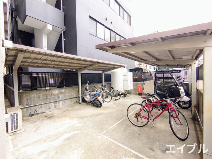 駐輪場 ＩＬ ＣＯＲＴＩＬＥ