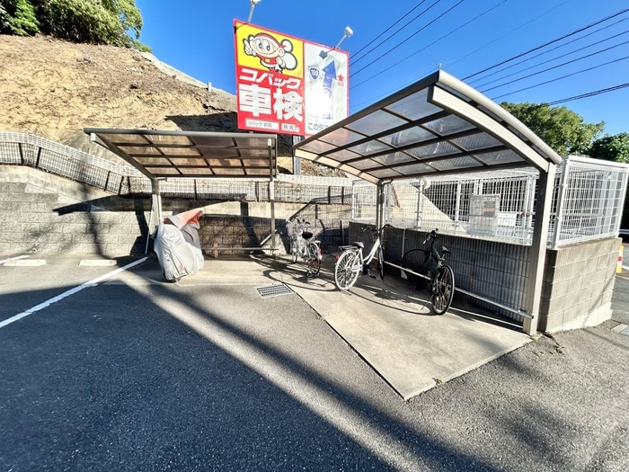 駐輪場 ヴァルトハヤシⅠ