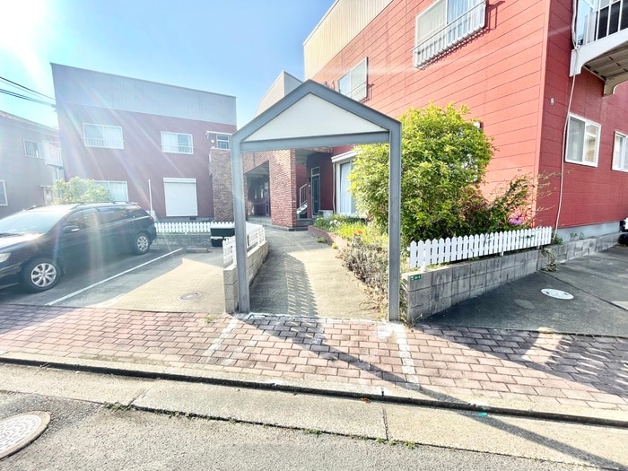 エントランス部分 ラビータ学園台