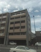 クラウンズワン箱崎の外観
