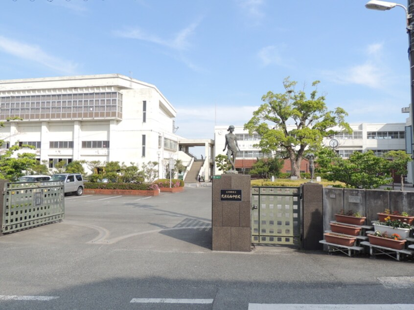 太宰府西中学校(中学校/中等教育学校)まで900m サクラーレ