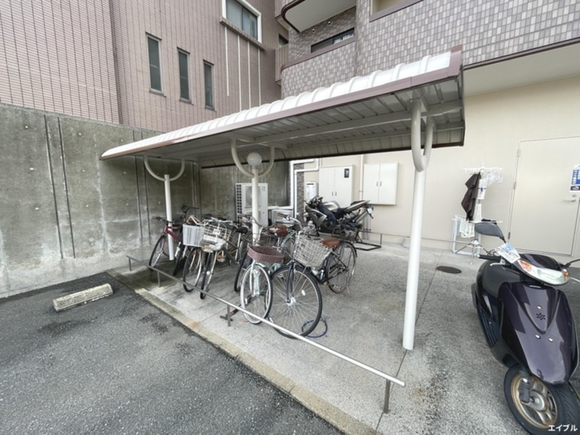 駐車場 プレミ－ル筑紫