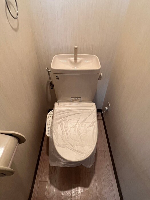 トイレ ツリ－ハウス